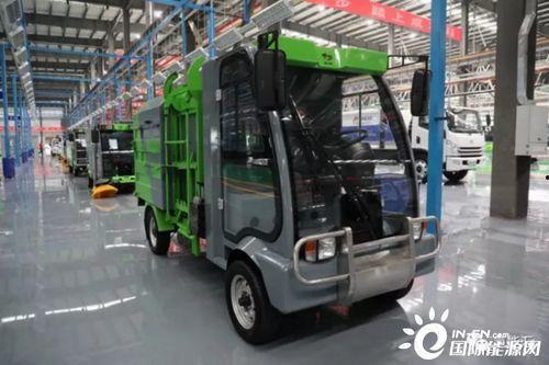 國產(chǎn)首臺(tái)加氫車圖片視頻,綠色出行新篇章