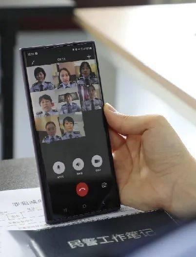 國產(chǎn)女警短視頻,短視頻展現(xiàn)警花英姿